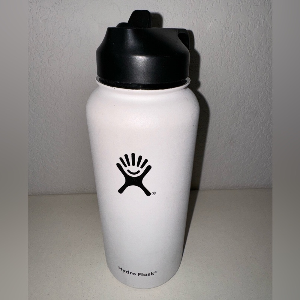 Hydro Flask 32 oz Wide Mouth Water Bottle
